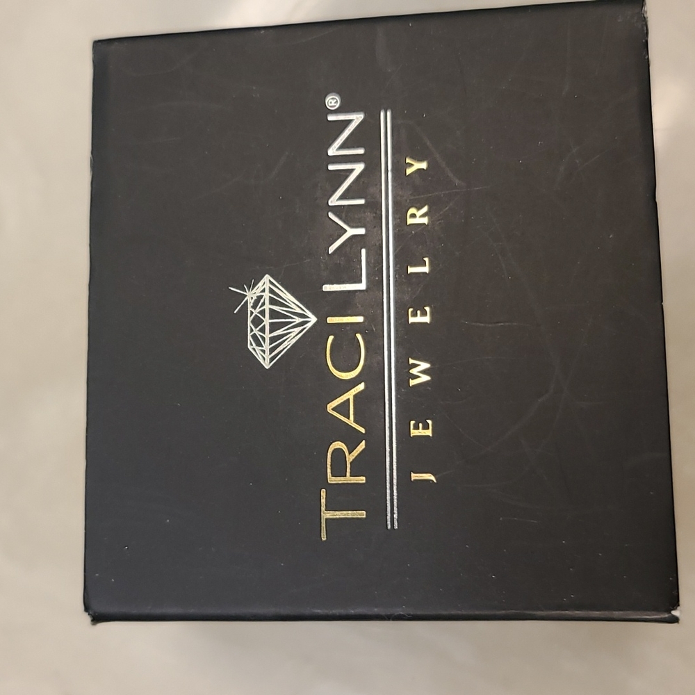 TRACILYNN  BLING RING - Picture 5 of 5